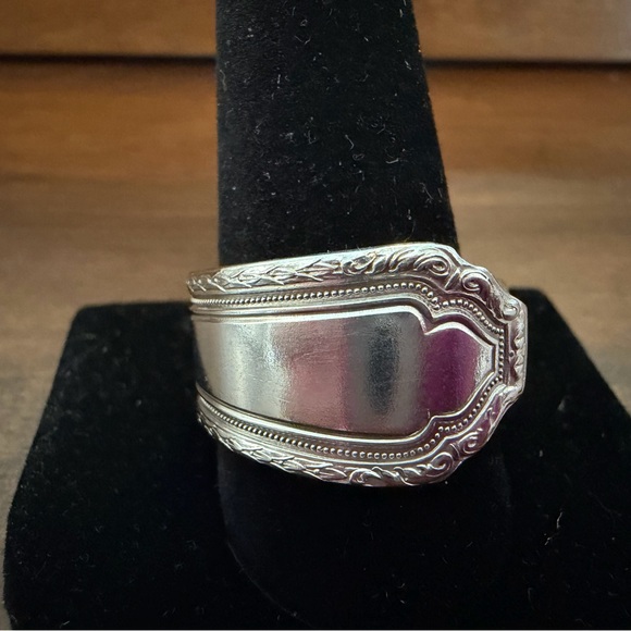 Handmade Jewelry - Elegant Silver Spoon Ring